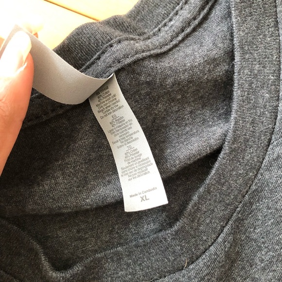 Next level apparel Chesapeake pawn and gun printed T-shirt.size XL - Picture 4 of 4